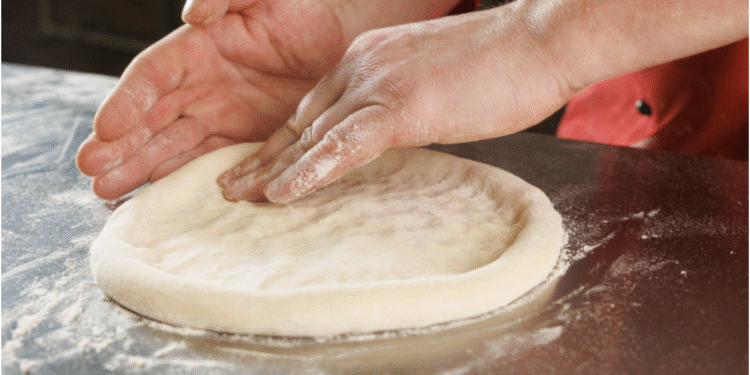 Zelf pizza maken? Begin met het juiste deeg